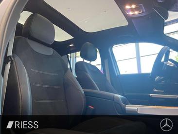Mercedes GLB 220 — photo 11