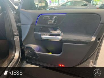 Mercedes GLB 220 — photo 12