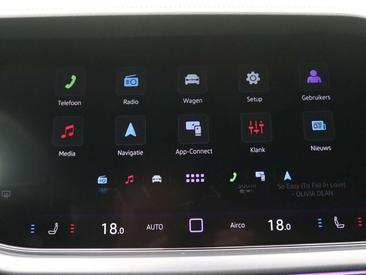 Volkswagen Touareg EHybrid 4Motion R Edition — photo 26