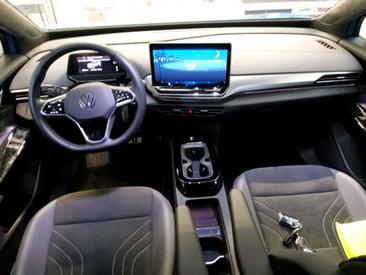 Volkswagen ID.4 Move — photo 9