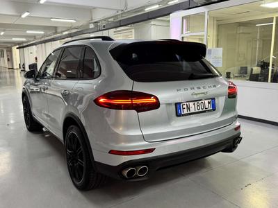 Porsche Cayenne III E-hybrid S