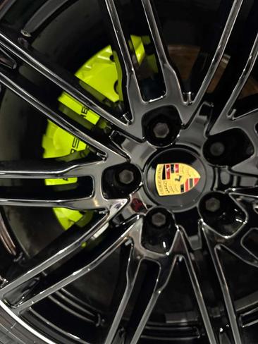 Porsche Cayenne III E-hybrid S — photo 8