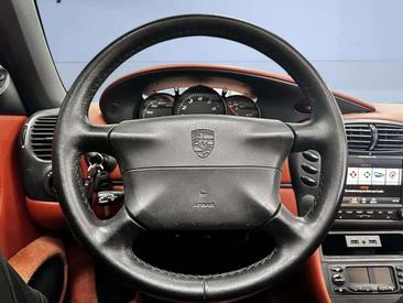 Porsche Boxster — photo 12