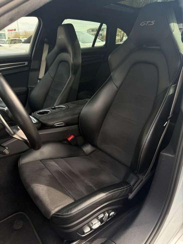 Porsche Panamera II GTS — photo 3