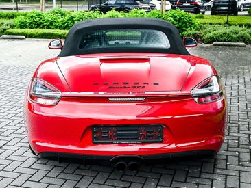 Porsche 981 GTS — photo 7