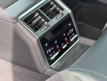Porsche Panamera II GTS — photo 15