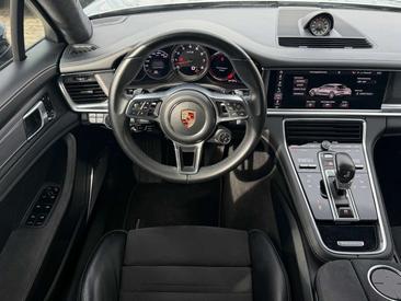 Porsche Panamera II GTS — photo 17