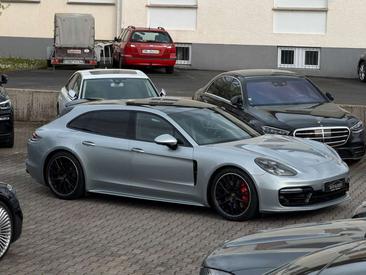 Porsche Panamera II GTS — photo 18