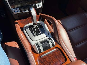 Porsche Cayenne III S — photo 18