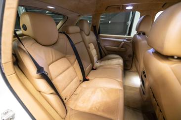 Porsche Cayenne III GTS — photo 5
