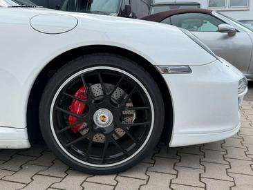 Porsche 997 II GTS — photo 5