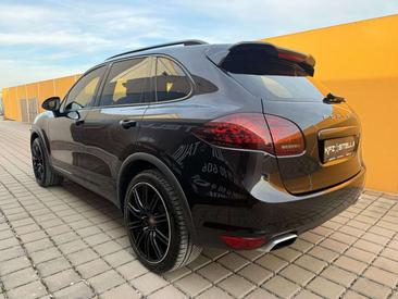 Porsche Cayenne III — photo 6