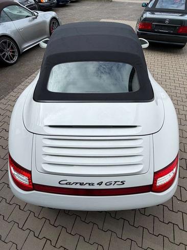 Porsche 997 II GTS — photo 11
