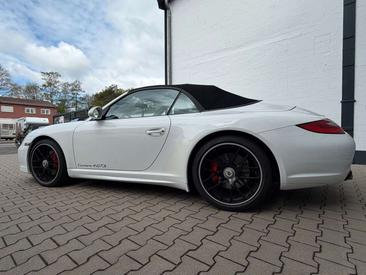 Porsche 997 II GTS — photo 12