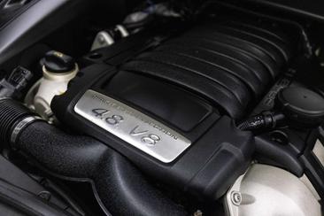 Porsche Cayenne III GTS — photo 30
