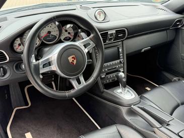 Porsche 997 II GTS — photo 24