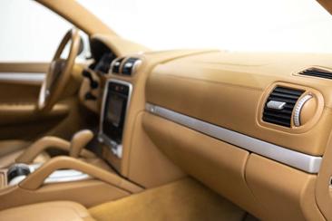 Porsche Cayenne III GTS — photo 44