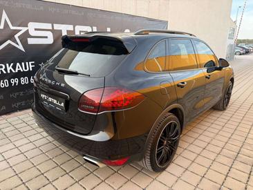 Porsche Cayenne III — photo 38