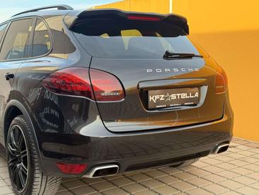 Porsche Cayenne III — photo 44