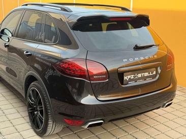 Porsche Cayenne III — photo 46