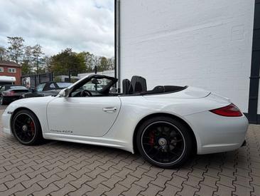 Porsche 997 II GTS — photo 48