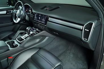 Porsche Cayenne III E-Hybrid Platinum Edition — photo 22