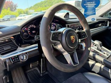 Porsche Panamera II GTS — photo 12