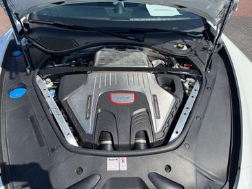 Porsche Panamera II GTS — photo 21