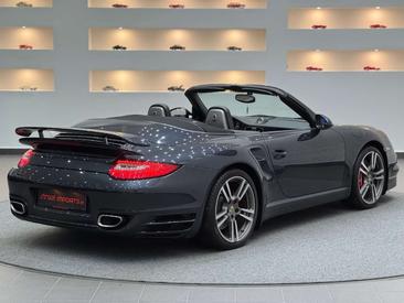 Porsche 997 II Turbo — photo 6