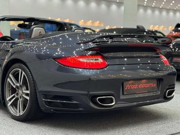 Porsche 997 II Turbo — photo 12
