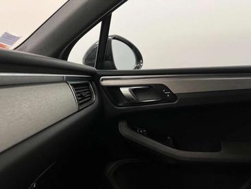 Porsche Macan GTS — photo 15