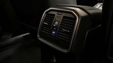 Porsche Macan GTS — photo 18