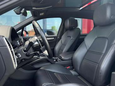 Porsche Cayenne III E-Hybrid — photo 11