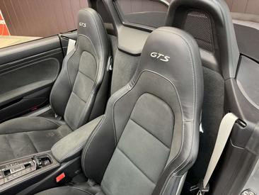 Porsche Boxster GTS — photo 19
