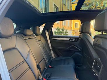 Porsche Cayenne III E-Hybrid Platinum Edition — photo 12