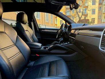 Porsche Cayenne III E-Hybrid Platinum Edition — photo 14
