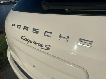 Porsche Cayenne III S — photo 14