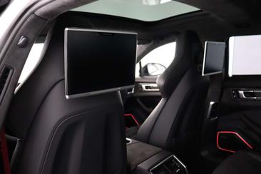 Porsche Panamera II GTS — photo 29