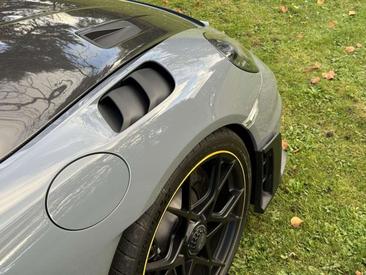 Porsche 718 Cayman GT4 RS — photo 18