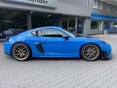Porsche 718 Cayman GT4 RS