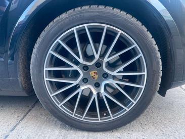 Porsche Cayenne III E-Hybrid — photo 22