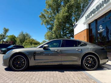 Porsche Panamera 4 E-Hybrid — photo 15