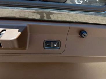 Porsche Panamera 4 E-Hybrid — photo 21