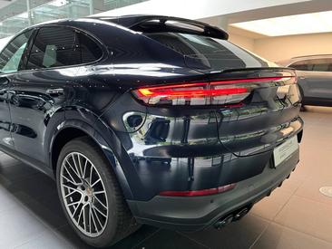 Porsche Cayenne III Coupé Platinum Edition — photo 12