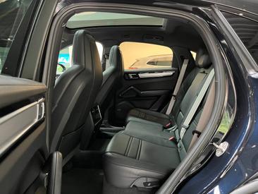 Porsche Cayenne III Coupé Platinum Edition — photo 17