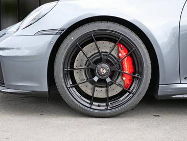 Porsche 992 II Carrera GTS — photo 8