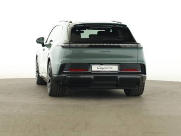 Porsche Cayenne E4 Electric — photo 5