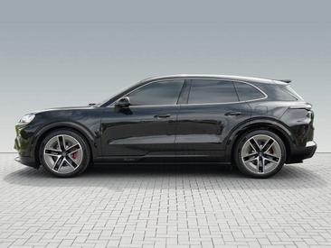 Porsche Cayenne E4 Turbo Electric — photo 2