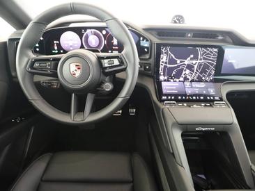 Porsche Cayenne E4 Electric — photo 11