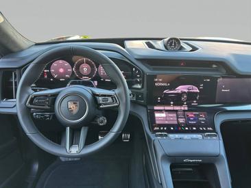 Porsche Cayenne E4 Turbo Electric — photo 14